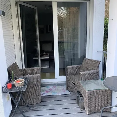 Wohlfuehlferienwohnung Mit Terrasse In Bensberg Daire *