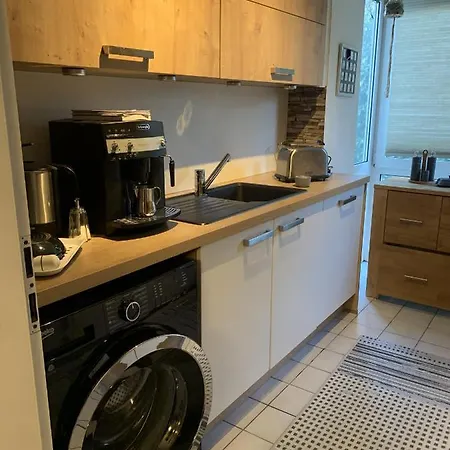 Wohlfühlferienwohnung Mit Terrasse In Bensberg Apartment *