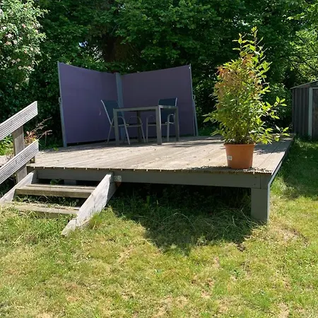 Wohlfuehlferienwohnung Mit Terrasse In Bensberg Daire