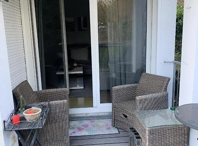 Wohlfuehlferienwohnung Mit Terrasse In Bensberg Lägenhet *