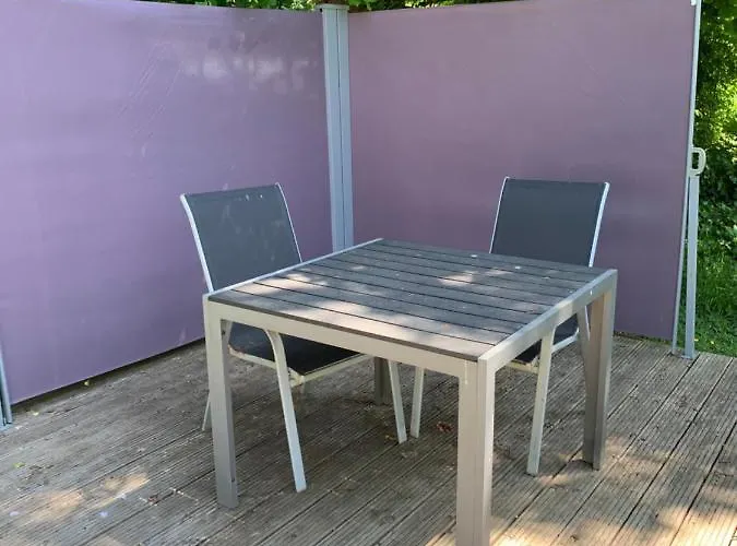 Wohlfuehlferienwohnung Mit Terrasse In Bensberg *