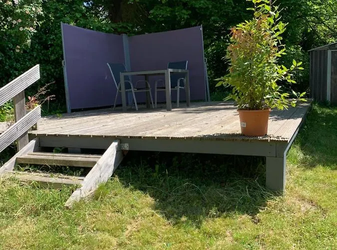 Wohlfuehlferienwohnung Mit Terrasse In Bensberg Lägenhet